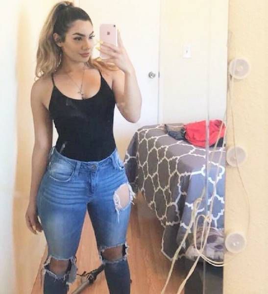 Девушки с прекрасными фигурами