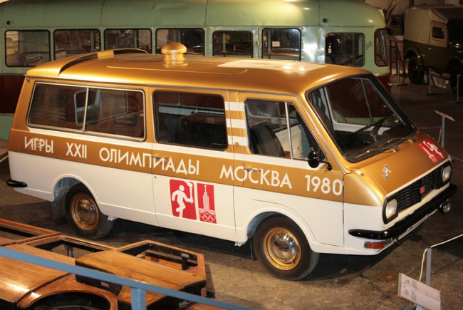История главного минивэна Советского Союза (13 фото)