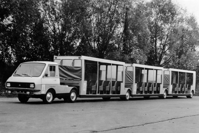 История главного минивэна Советского Союза (13 фото)