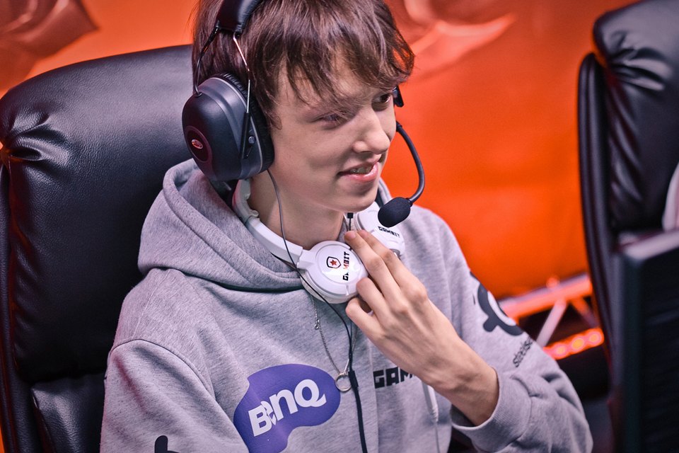 Как зарабатывают профессиональные геймеры (10 фото)