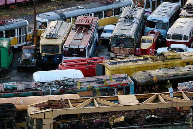 Кладбище городского транспорта