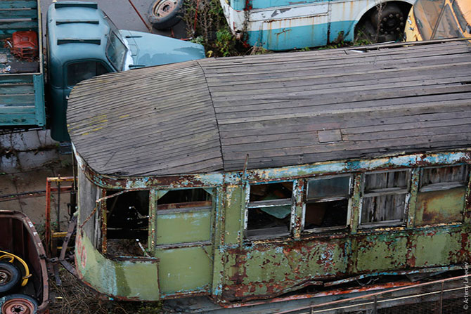 Кладбище городского транспорта