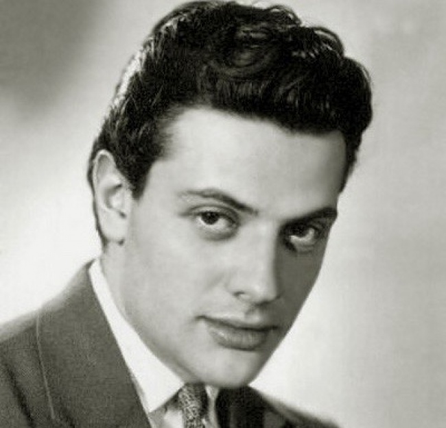 20 самых красивых актеров советского кино