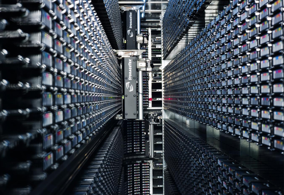 Эволюция носителей информации Эволюция носителей информации