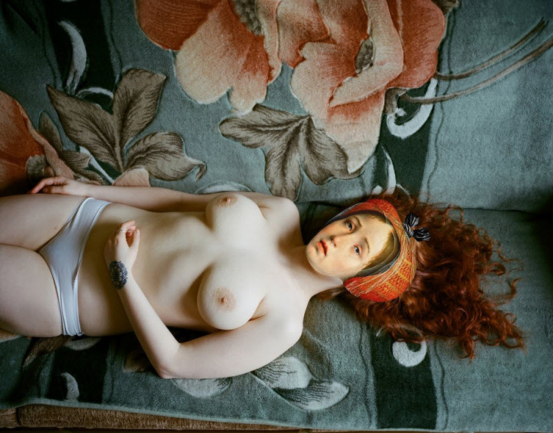 Развратный Эдем: эротические фотографии Саши Голдбергера