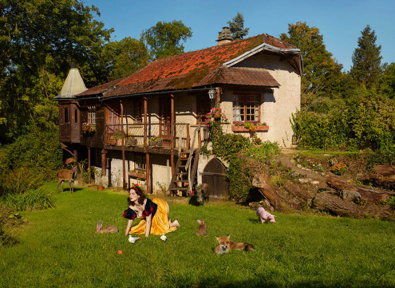Развратный Эдем: эротические фотографии Саши Голдбергера