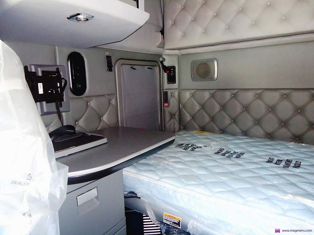 Самые крутые седельные тягачи Самые крутые седельные тягачи