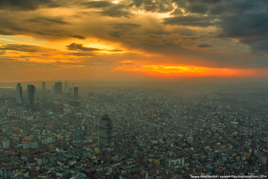 Ночной Стамбул с высоты Ночной Стамбул с высоты