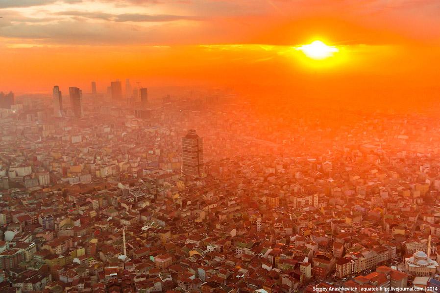 Ночной Стамбул с высоты Ночной Стамбул с высоты