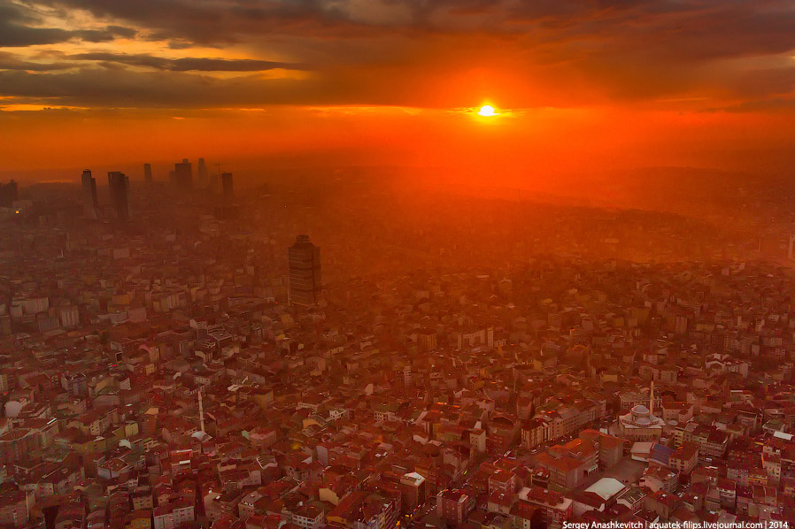 Ночной Стамбул с высоты Ночной Стамбул с высоты