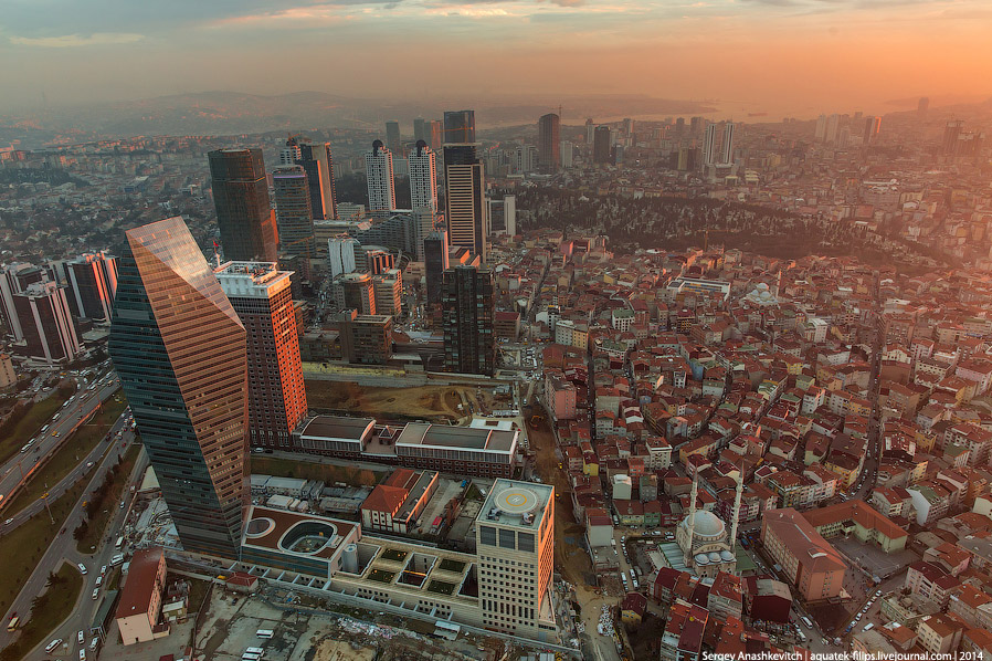 Ночной Стамбул с высоты Ночной Стамбул с высоты