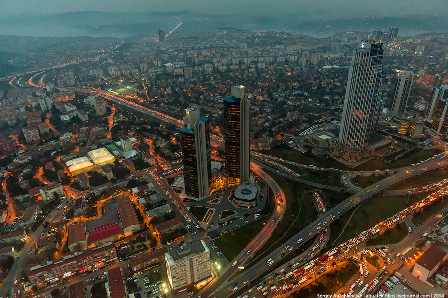 Ночной Стамбул с высоты Ночной Стамбул с высоты