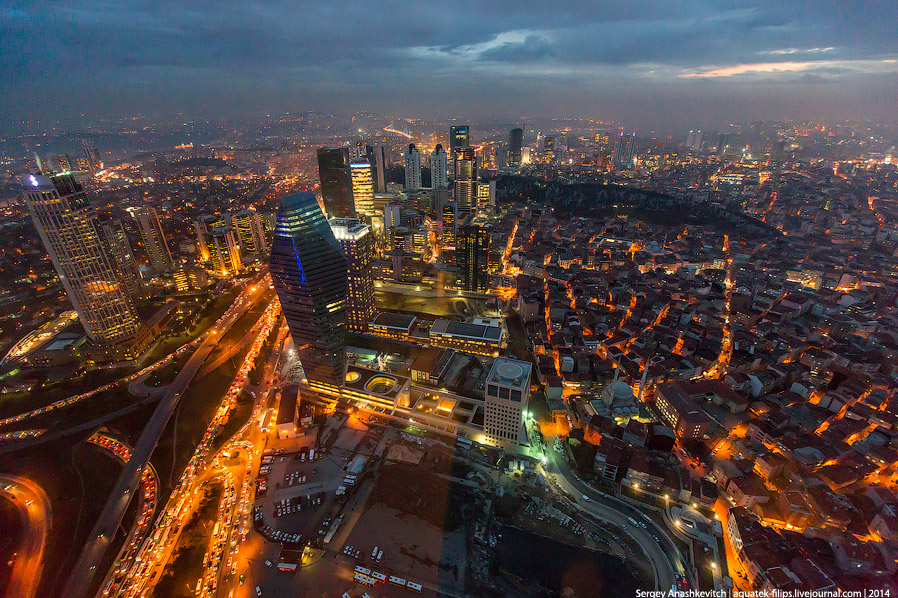 Ночной Стамбул с высоты Ночной Стамбул с высоты