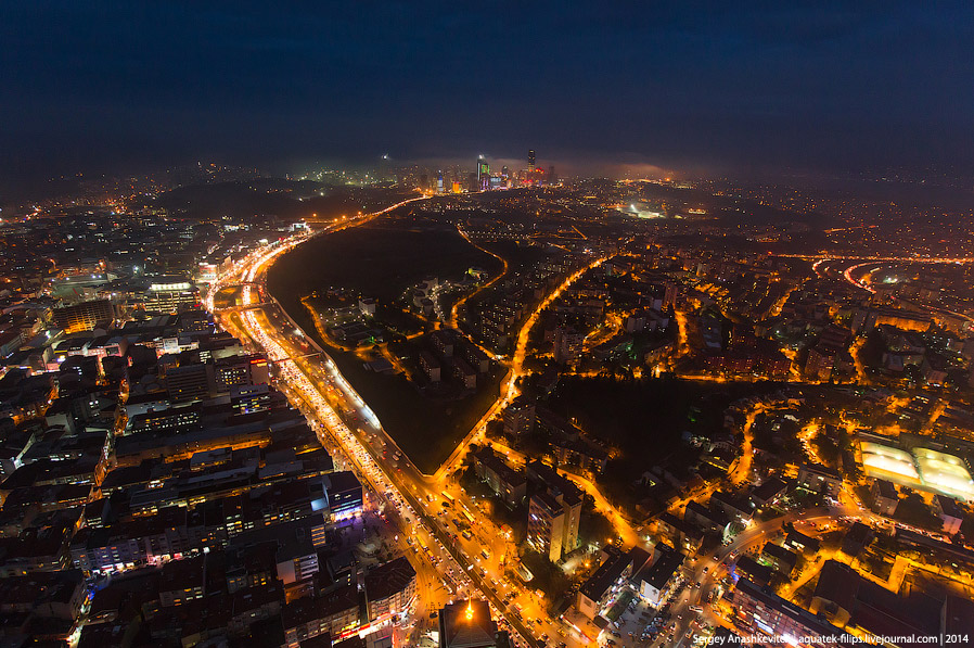 Ночной Стамбул с высоты Ночной Стамбул с высоты