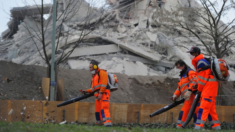 В Германии взорвали 116-метровый небоскреб