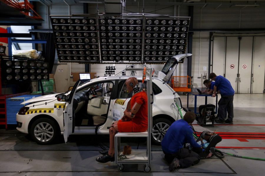 Как проводят краш-тесты автомобилей (22 фото)