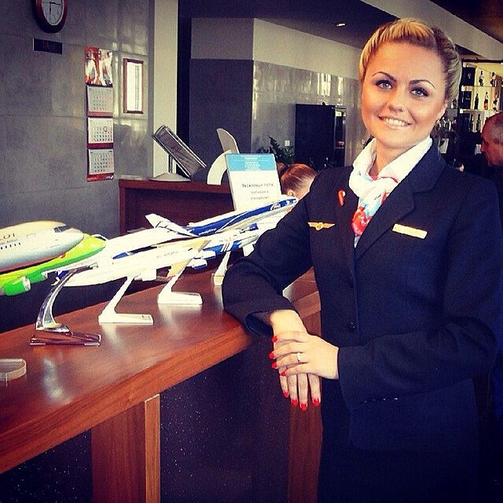 Самые красивые стюардессы России (16 фото)