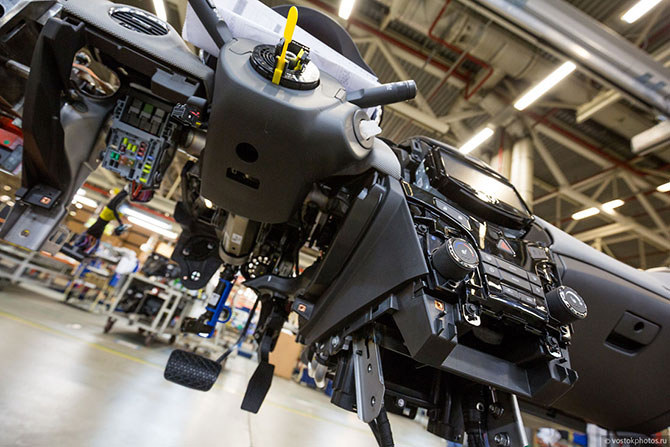 Экскурсия по заводу General Motors в Санкт-Петербурге