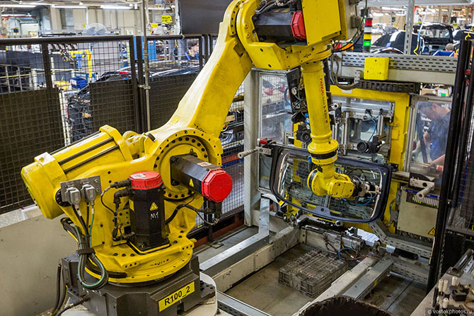 Экскурсия по заводу General Motors в Санкт-Петербурге