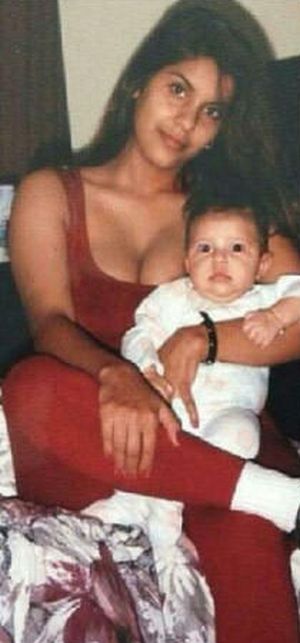 Женщина, над которой не властно время