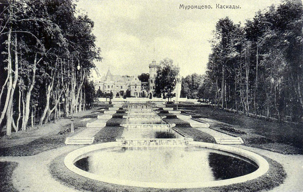 Готический замок во Владимирской области Готический замок во Владимирской области