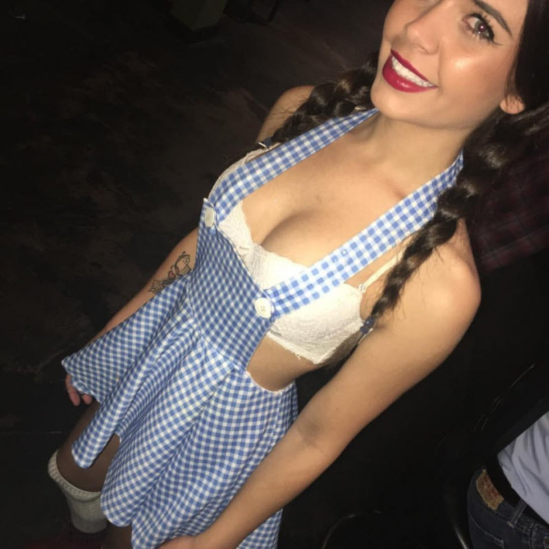 Сексуальные девушки в бикини и белье