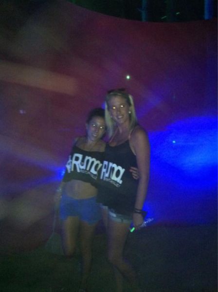 Девушки с рейв феста в Мичигане