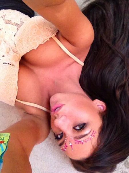 Девушки с рейв феста в Мичигане