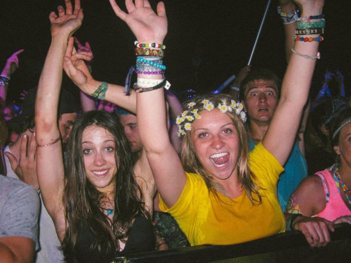 Девушки с рейв феста в Мичигане
