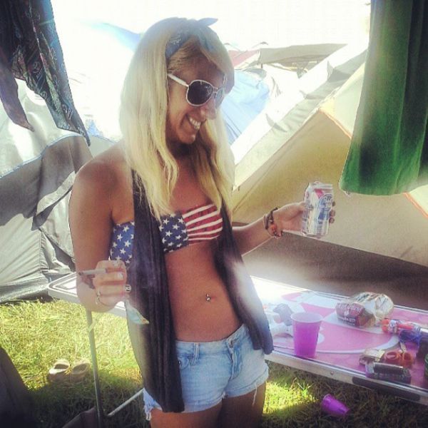 Девушки с рейв феста в Мичигане