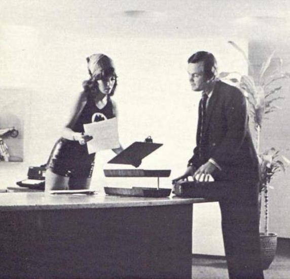 Ретро офисные работницы (60 фото)