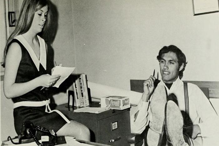 Ретро офисные работницы (60 фото)