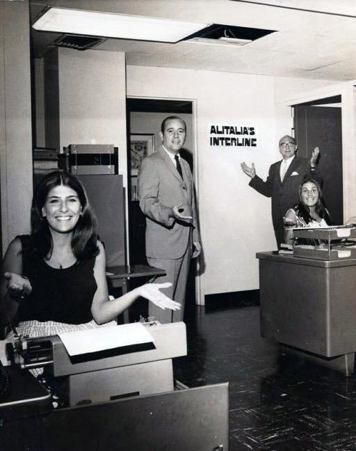 Ретро офисные работницы (60 фото)