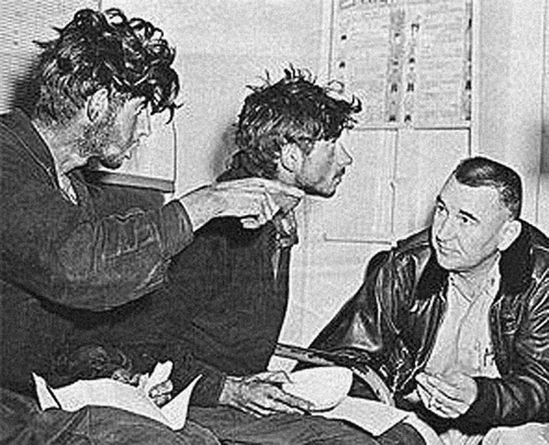 Подвиг четырех советских моряков (12 фото)