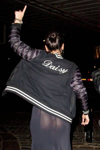 Забавные девушки