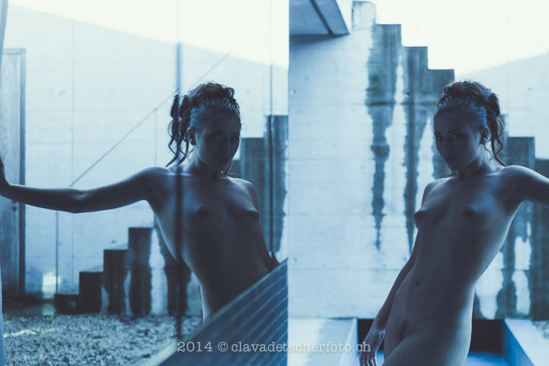 Откровенные снимки от Ли Таттар