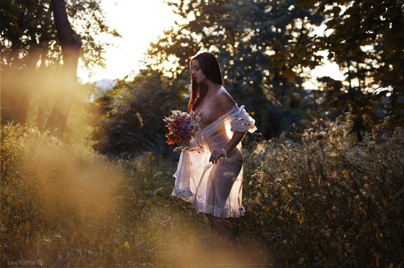 Откровенные снимки от Ли Таттар