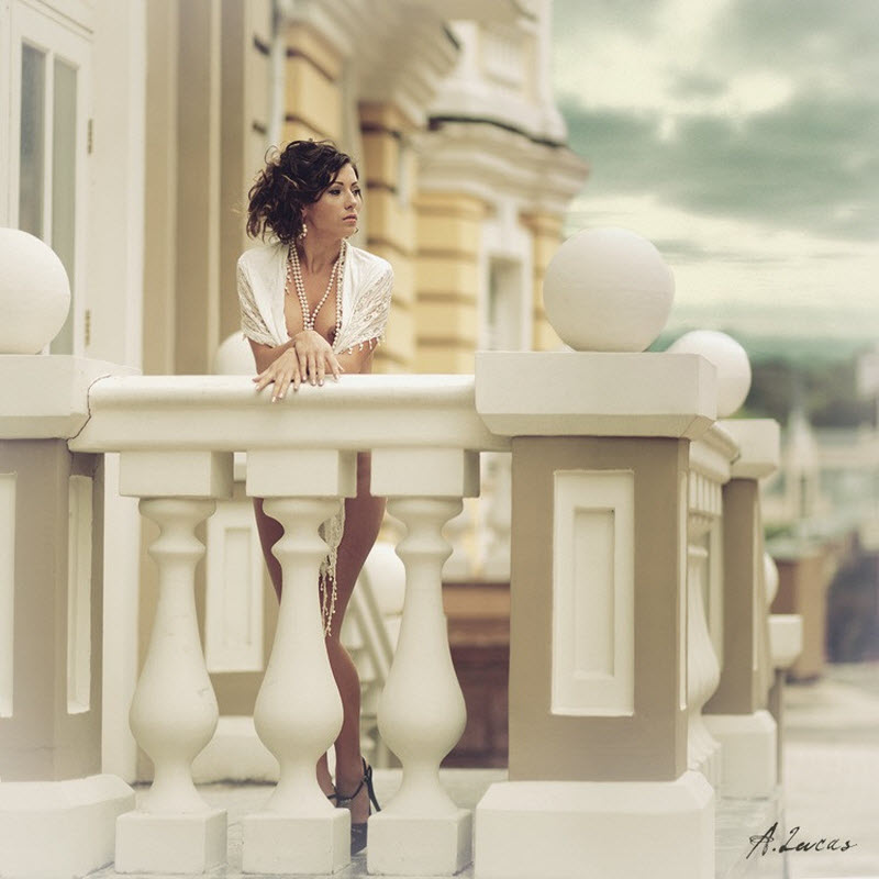 Откровенные снимки от Ли Таттар