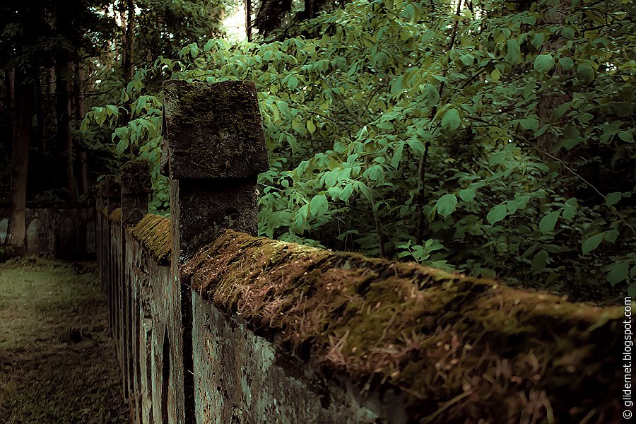Ночной Дозор: атмосферные фотографии заброшенных зданий