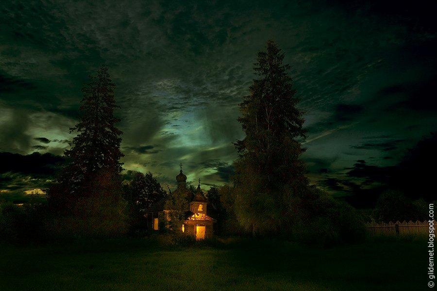 Ночной Дозор: атмосферные фотографии заброшенных зданий