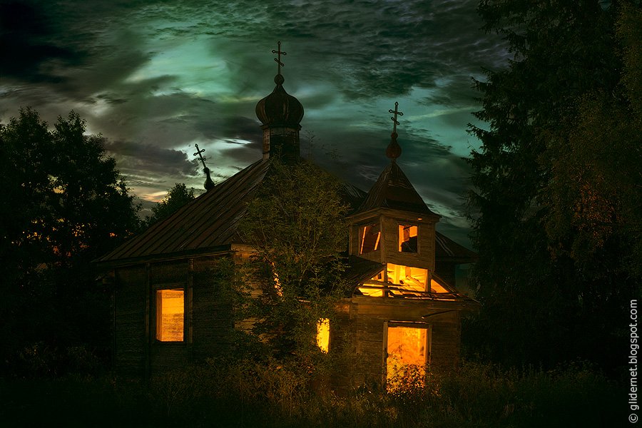 Ночной Дозор: атмосферные фотографии заброшенных зданий