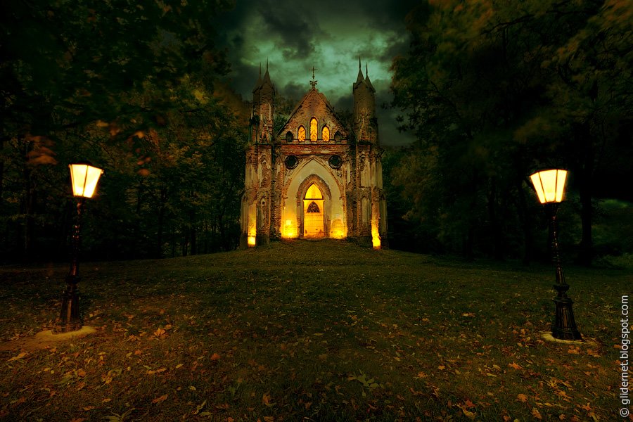 Ночной Дозор: атмосферные фотографии заброшенных зданий