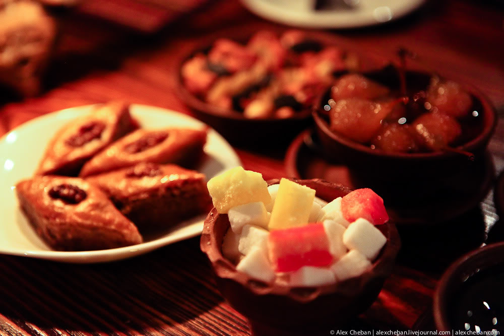 Как в Азербайджане делают халву Как в Азербайджане делают халву