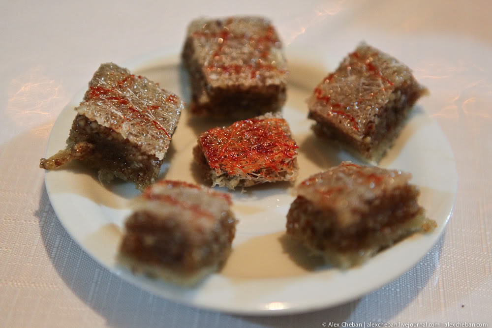 Как в Азербайджане делают халву Как в Азербайджане делают халву