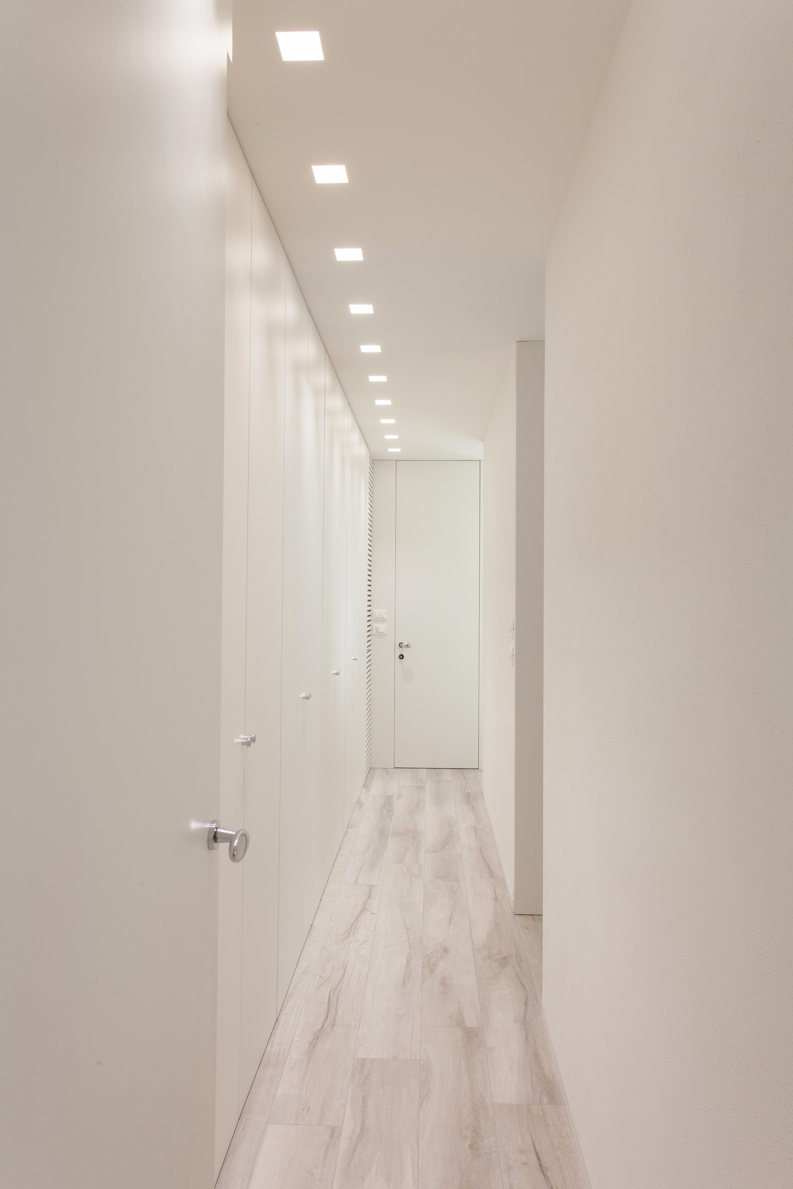 Белоснежный интерьер квартиры в северной Италии