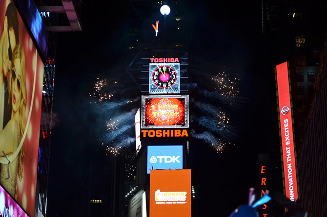 Лучшие новогодние фейерверки со всего мира