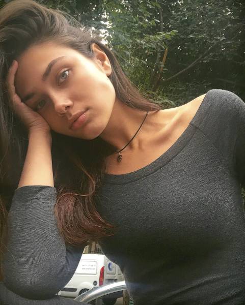 Красивые и милые девушки