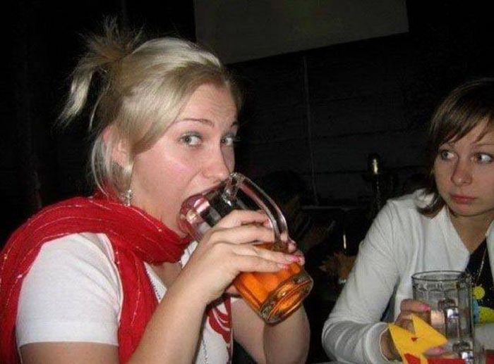 Девушки отрываются