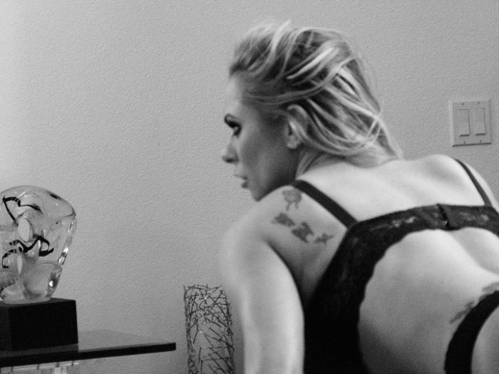 Обычный рабочий день актрис взрослого кино