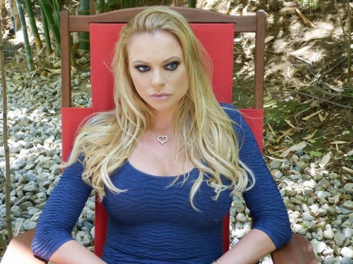 Обычный рабочий день актрис взрослого кино